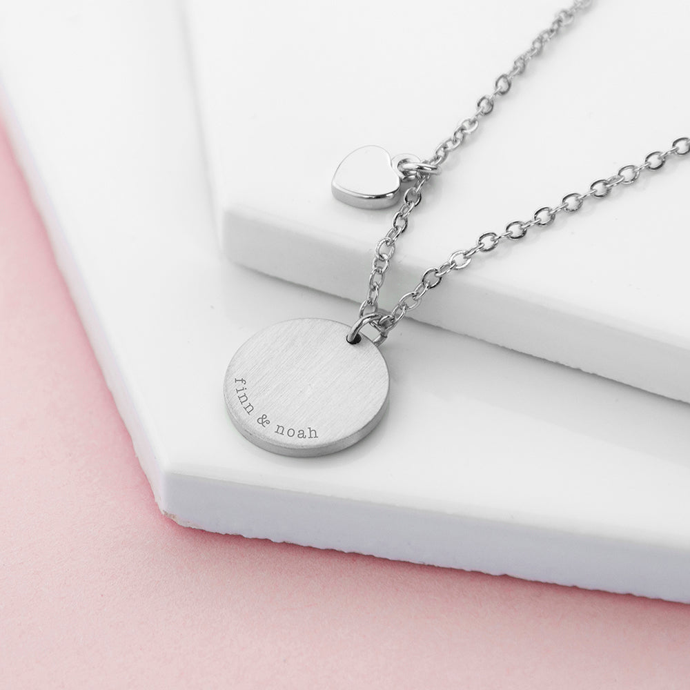 Wonder Gifts Personalised Heart and Disc Family Necklace – Custom Name Pendant